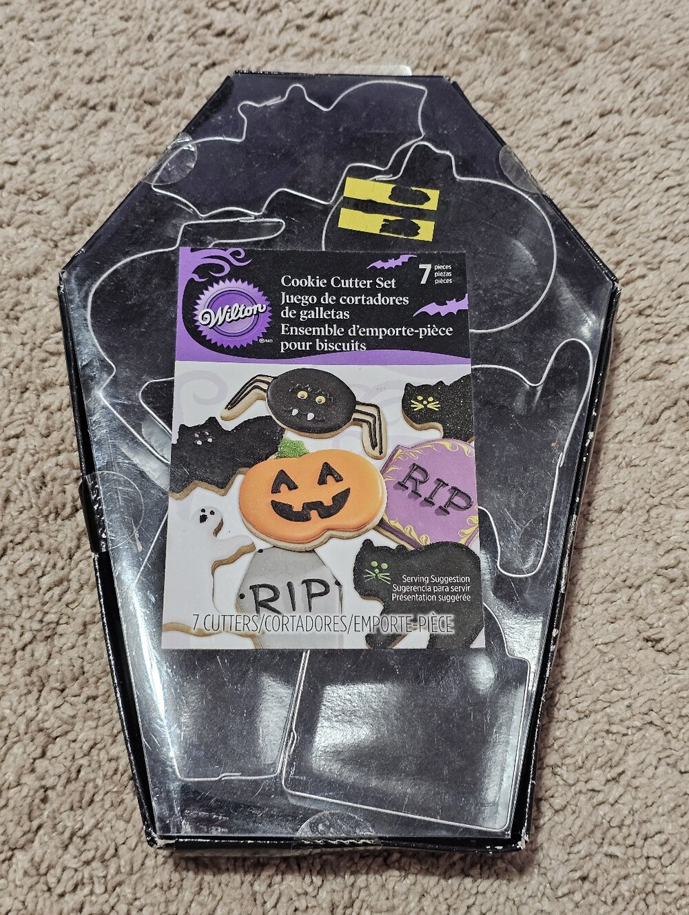 New! Wilton Halloween Cookie Cutter Set Coffin Box 7 pc - Spider Pumpkin Ghost